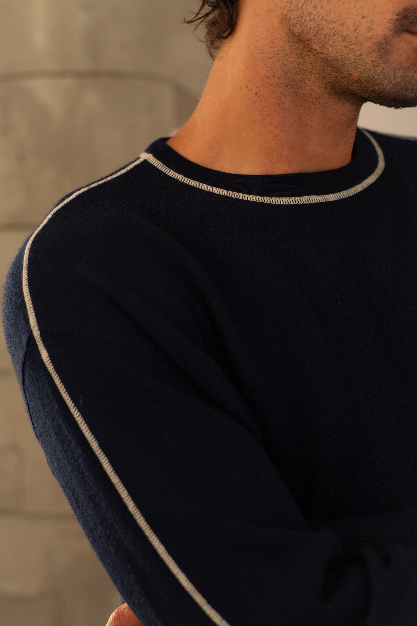 Merino Wool Navy Blue Contrast Pull over
