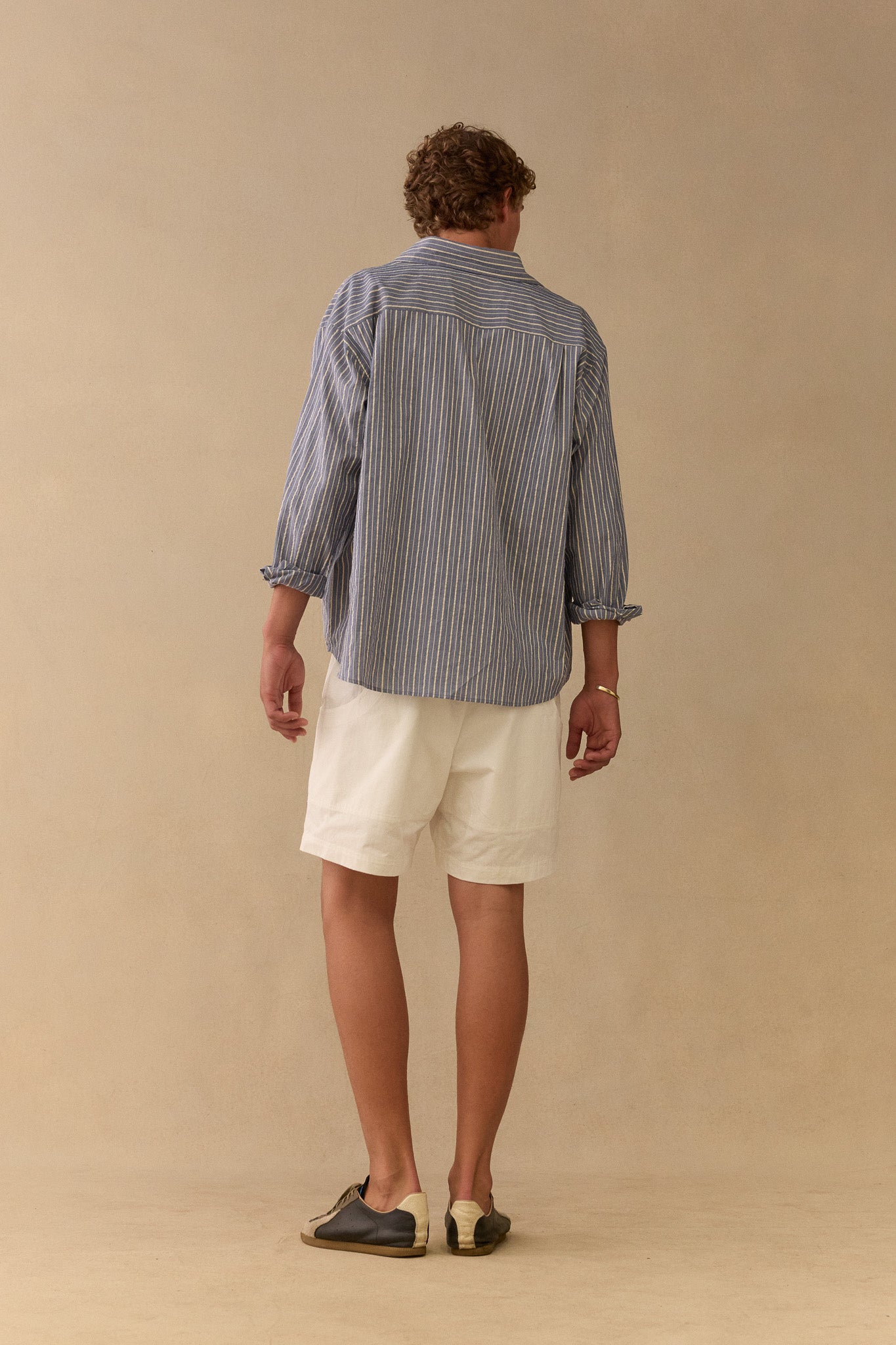 L/S Shirt in Navy Double Stripe Cotton.