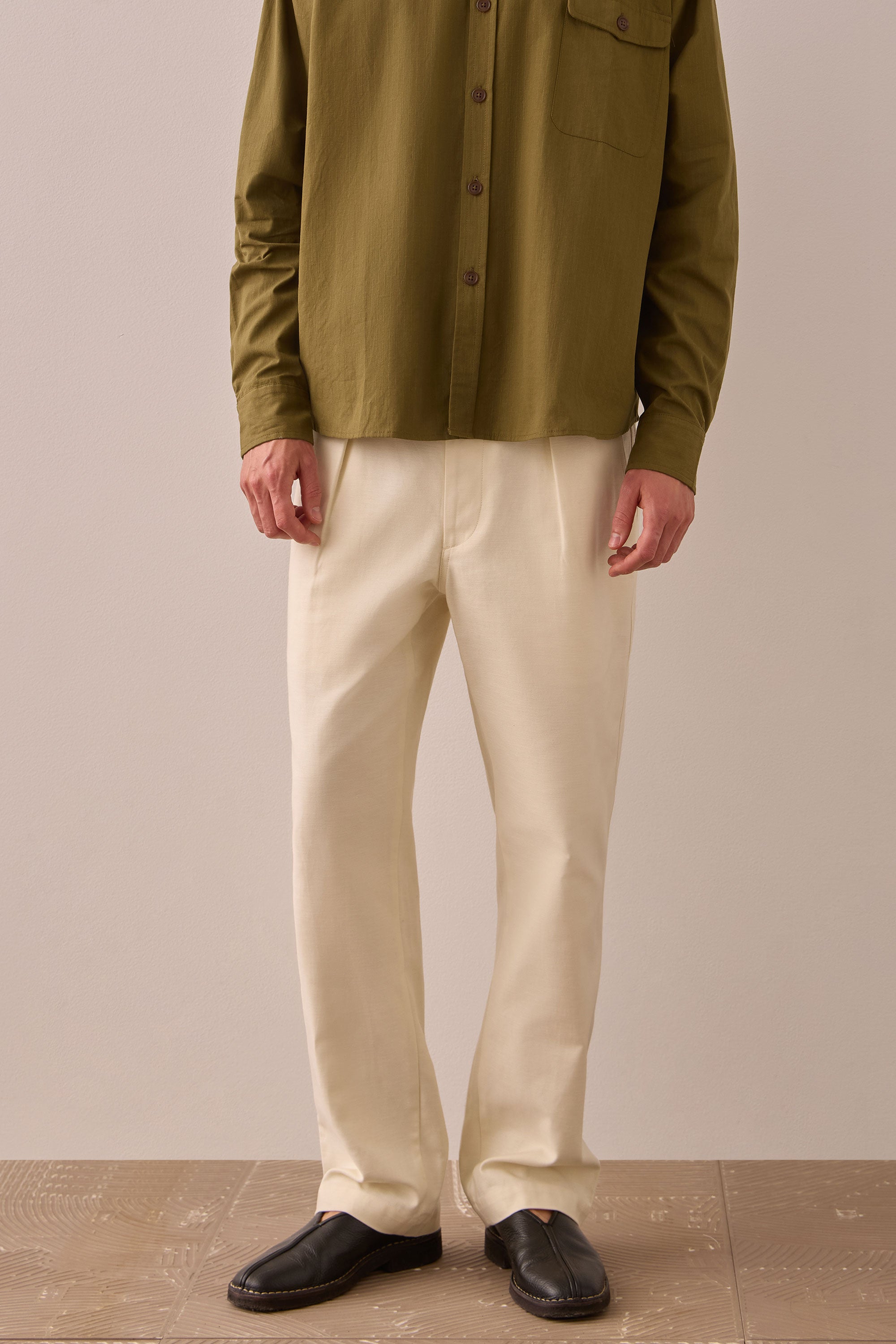 Pleated Pant in Creme Japanese Cotton