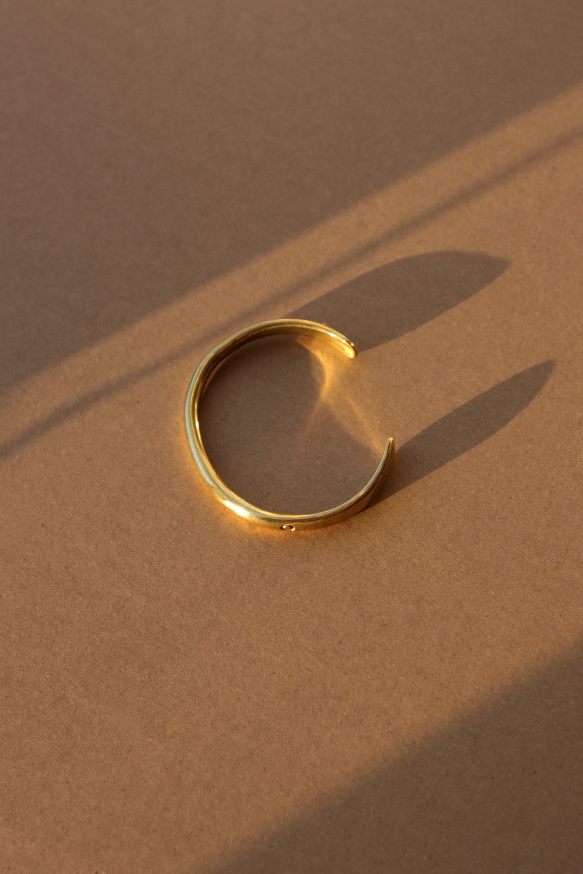 Charlton Brass 'Tidal' Bangle